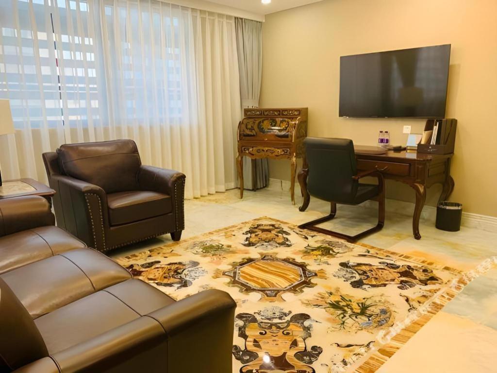 Hotel Ac Embassy