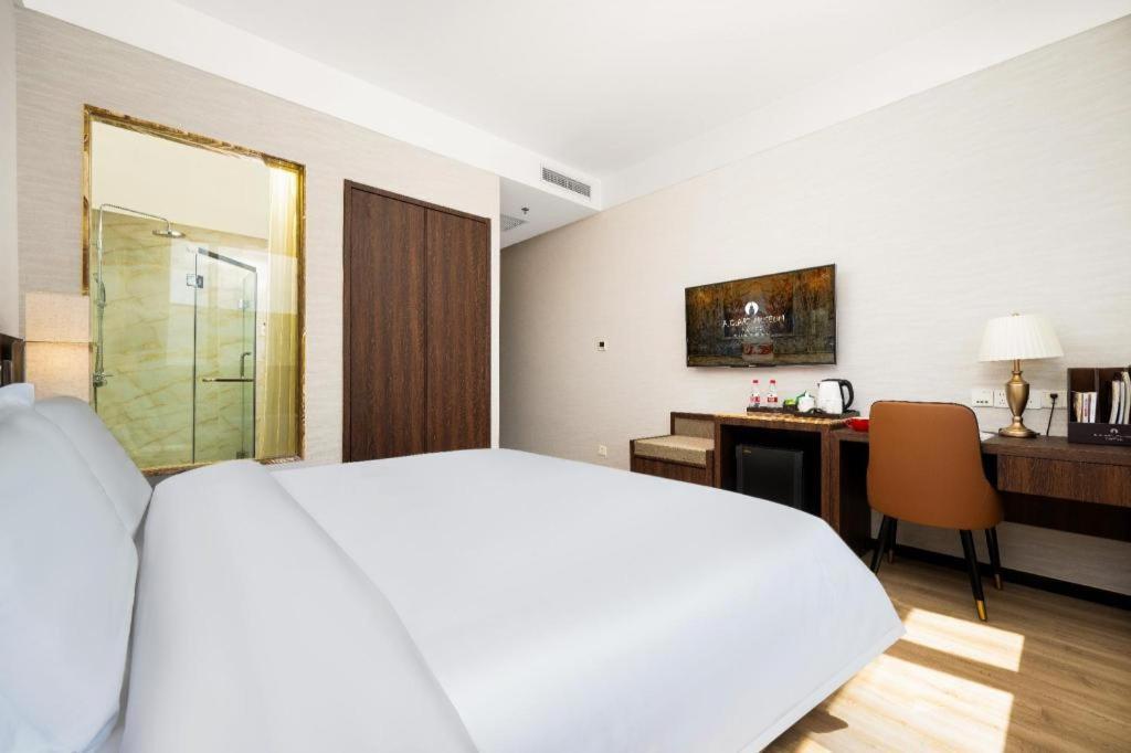 Ac Embassy 4*