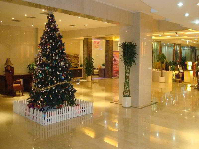 Ac Embassy 4*
